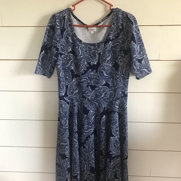 LuLaRoe Dresses & Skirts - Lularoe Nicole size Large